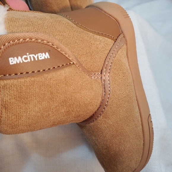 NWOT BMCity Toddler Faux Sueded/Fur Lined Boots - Toddler Size 5 - Picture 9 of 9